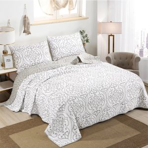 Marionette Coverlet Set